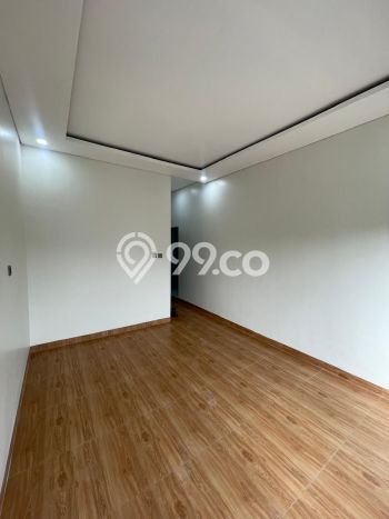 For Sale Hunian Rumah Terawat 4 KT di BSD Sevilla, Tangerang For Sale Hunian Rumah Terawat 4 KT di BSD Sevilla, Tangerang