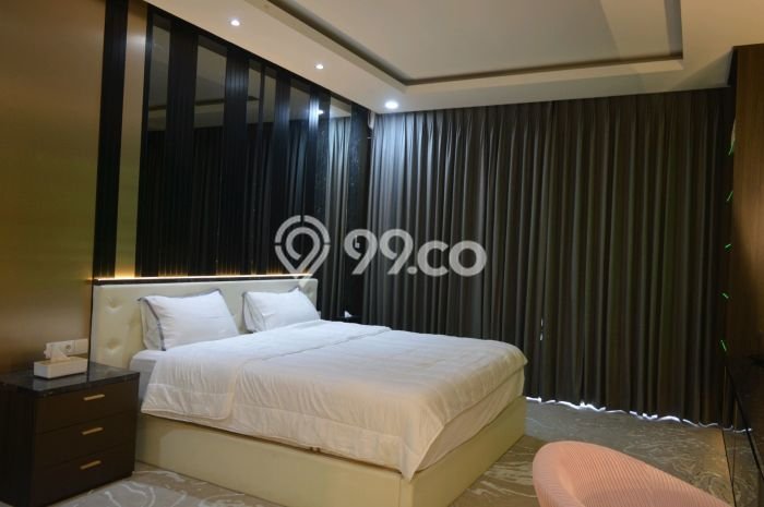 Rumah Mewah LB 500m2 Siap Huni Desain Elegan di BSD, Tangerang Rumah Mewah LB 500m2 Siap Huni Desain Elegan di BSD, Tangerang