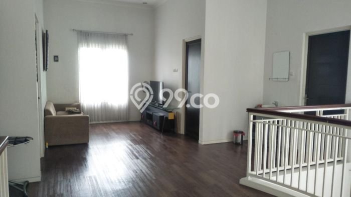 Rumah Strategis Modern Lb 217m2 di Bekasi Barat, Bekasi Rumah Strategis Modern Lb 217m2 di Bekasi Barat, Bekasi