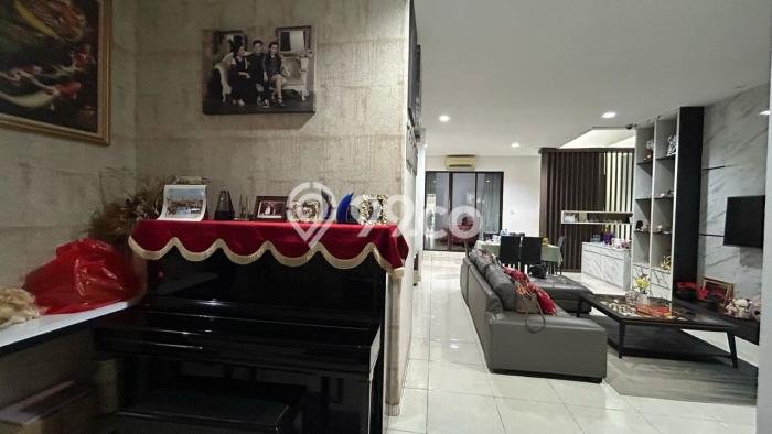 Rumah Luxury Modern Siap Huni di Alam Sutera Tangerang Rumah Luxury Modern Siap Huni di Alam Sutera Tangerang