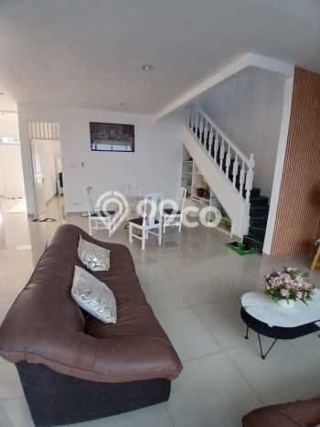 Rumah Luxury Modern Tanpa Renovasi di Lippo Karawaci Tangerang Rumah Luxury Modern Tanpa Renovasi di Lippo Karawaci Tangerang