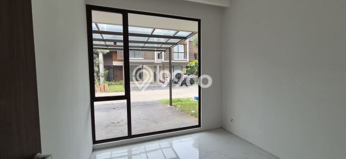 Disewakan segera hunian minimalis lokasi strategis 4 Kamar di Cisauk, Tangerang Disewakan segera hunian minimalis lokasi strategis 4 Kamar di Cisauk, Tangerang