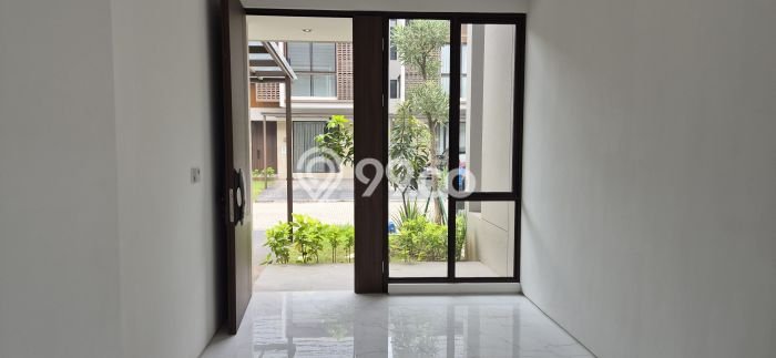 Disewakan segera hunian minimalis lokasi strategis 4 Kamar di Cisauk, Tangerang Disewakan segera hunian minimalis lokasi strategis 4 Kamar di Cisauk, Tangerang