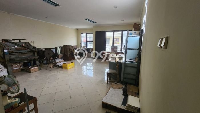 Hunian Cantik Minimalis Lb 200m2 di Gambir, Jakarta Pusat Hunian Cantik Minimalis Lb 200m2 di Gambir, Jakarta Pusat