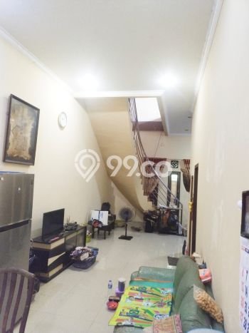 For Sale Rumah 3 Kamar Lokasi Ideal Nyaman dan Strategis di Cipondoh For Sale Rumah 3 Kamar Lokasi Ideal Nyaman dan Strategis di Cipondoh