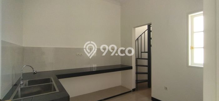 For Sale! Premium House LT 138m2 Desain Elegan di Jati Padang For Sale! Premium House LT 138m2 Desain Elegan di Jati Padang
