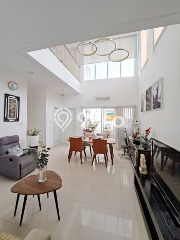 Rumah Elit Modern Tanpa Renovasi di Metland Puri Jakarta Barat Rumah Elit Modern Tanpa Renovasi di Metland Puri Jakarta Barat