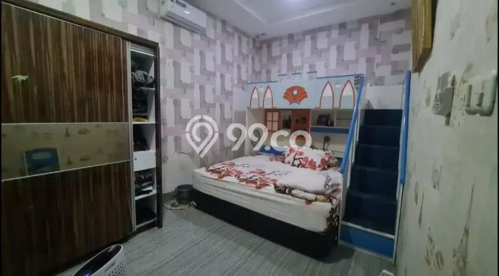 For Sale! Luxury House LT 176m2 Desain Elegan di Grogol For Sale! Luxury House LT 176m2 Desain Elegan di Grogol