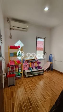Dijual Rumah Eksklusif 3 KT di Taman Palem, Jakarta Barat Dijual Rumah Eksklusif 3 KT di Taman Palem, Jakarta Barat