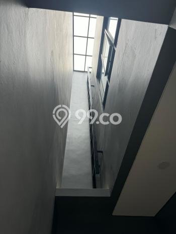 Dijual Rumah Mewah Megah Dengan View Eksklusif di Kalideres, Jakarta Barat Dijual Rumah Mewah Megah Dengan View Eksklusif di Kalideres, Jakarta Barat