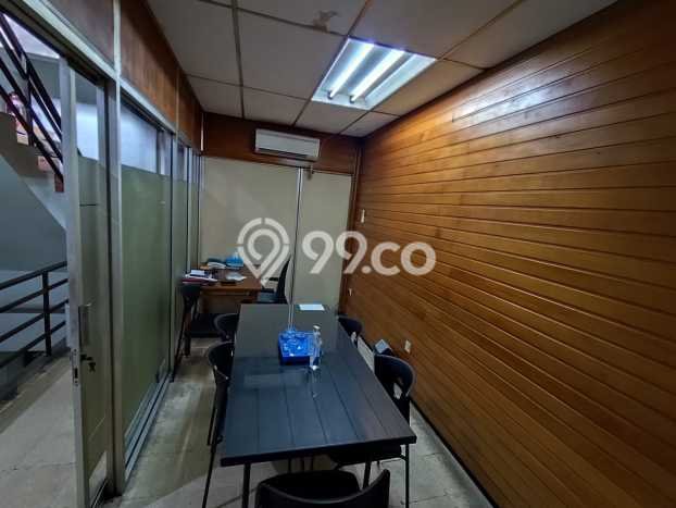 Dijual! Ruko di Cideng Jakarta Pusat LT 137m2 / LB 279m2 Kawasan Bisnis Dijual! Ruko di Cideng Jakarta Pusat LT 137m2 / LB 279m2 Kawasan Bisnis
