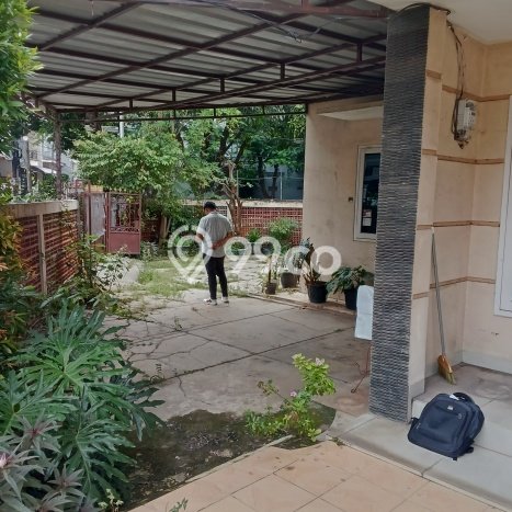 Siap Huni Hunian Elit 5 Kamar di Cengkareng Dekat ke Mana Saja Siap Huni Hunian Elit 5 Kamar di Cengkareng Dekat ke Mana Saja