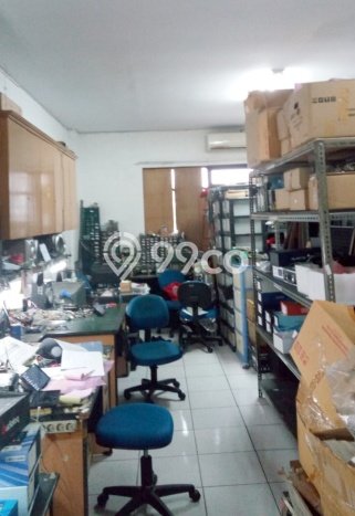 Ruko Dijual di Jakarta Pusat LT 128m2 & LB 264m2 Lokasi Terbaik! Ruko Dijual di Jakarta Pusat LT 128m2 & LB 264m2 Lokasi Terbaik!