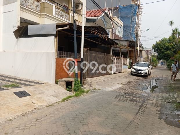 For Sale Rumah 3 Kamar Lokasi Ideal Bagus dan Strategis di Kelapa Gading For Sale Rumah 3 Kamar Lokasi Ideal Bagus dan Strategis di Kelapa Gading