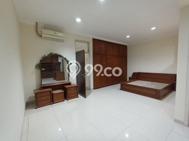 Disewakan Rumah Konsep Modern di Kelapa Gading Jakarta Utara dengan 4 KT Disewakan Rumah Konsep Modern di Kelapa Gading Jakarta Utara dengan 4 KT