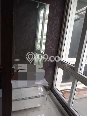 Hunian Cantik Modern Lb 175m2 di Kelapa Gading, Jakarta Utara Hunian Cantik Modern Lb 175m2 di Kelapa Gading, Jakarta Utara