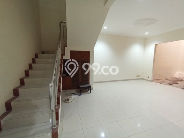 Disewakan Rumah Konsep Modern di Kelapa Gading Jakarta Utara dengan 4 KT Disewakan Rumah Konsep Modern di Kelapa Gading Jakarta Utara dengan 4 KT