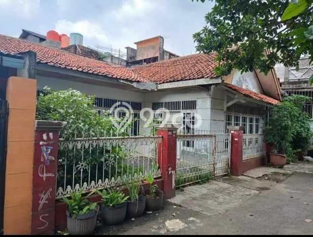 Jual Rumah Eksklusif 4 KT di Meruya, Jakarta Barat Jual Rumah Eksklusif 4 KT di Meruya, Jakarta Barat