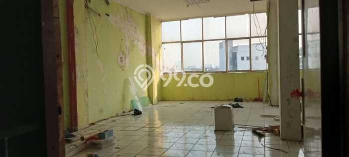 Unit Ruko disewakan di Tanah Abang Jakarta Pusat dengan LT 54m2 / LB 200m2 Unit Ruko disewakan di Tanah Abang Jakarta Pusat dengan LT 54m2 / LB 200m2