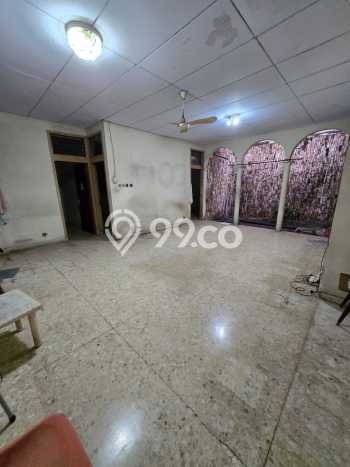 Jual Rumah Luas Elegan Dengan View Eksklusif di Duri Kepa, Jakarta Barat Jual Rumah Luas Elegan Dengan View Eksklusif di Duri Kepa, Jakarta Barat