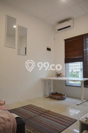 Rumah Luas Asri 4 KT Siap Huni di Bintaro Tangerang Selatan Rumah Luas Asri 4 KT Siap Huni di Bintaro Tangerang Selatan