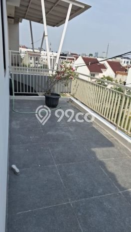 Rumah Elit Modern Tanpa Renovasi di Gading Serpong Tangerang Rumah Elit Modern Tanpa Renovasi di Gading Serpong Tangerang