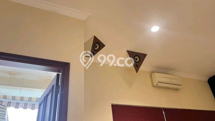 Hunian Mewah LB 350m2 Siap Pakai Desain Elegan di BSD Puspita Loka, Tangerang Hunian Mewah LB 350m2 Siap Pakai Desain Elegan di BSD Puspita Loka, Tangerang