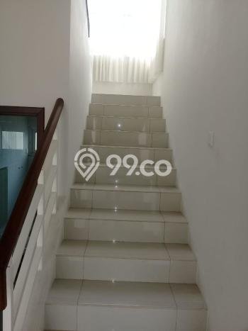 Ready to Use! Premium House LT 180m2 Desain Elegan di BSD Eminent Ready to Use! Premium House LT 180m2 Desain Elegan di BSD Eminent
