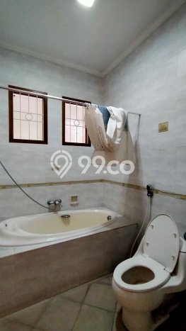 Hunian Elit LB 274m2 Siap Huni Desain Elegan di Setiabudi, Bandung Hunian Elit LB 274m2 Siap Huni Desain Elegan di Setiabudi, Bandung