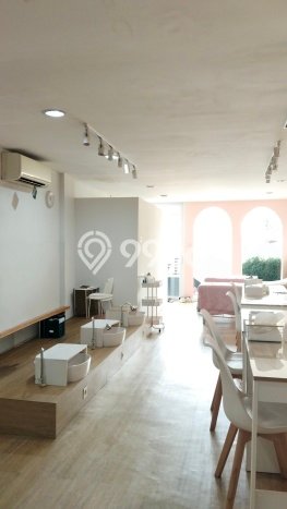 Ruko Bagus Dijual LB 180m2 Lokasi Strategis Bandung Area Cocok untuk Bisnis Ruko Bagus Dijual LB 180m2 Lokasi Strategis Bandung Area Cocok untuk Bisnis