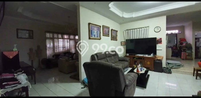 Rumah Luas Asri 4 KT Siap Huni di Tanjung Barat Jakarta Selatan Rumah Luas Asri 4 KT Siap Huni di Tanjung Barat Jakarta Selatan