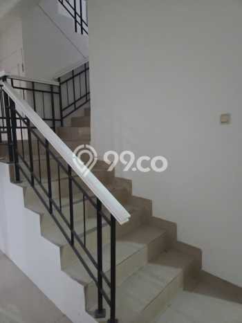 Ready to Use! Premium House LT 180m2 Desain Elegan di Duta Garden Ready to Use! Premium House LT 180m2 Desain Elegan di Duta Garden