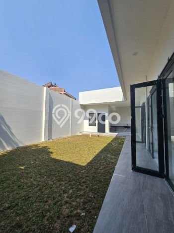 Hunian Mewah LB 420m2 Siap Huni Desain Elegan di BSD Puspita Loka, Tangerang Hunian Mewah LB 420m2 Siap Huni Desain Elegan di BSD Puspita Loka, Tangerang