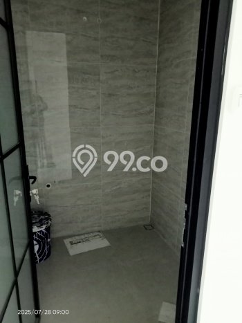Rumah Luas Asri 3 KT Siap Huni di Kav DKI Jakarta Barat Rumah Luas Asri 3 KT Siap Huni di Kav DKI Jakarta Barat