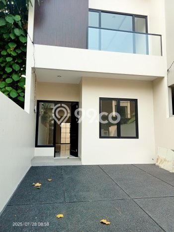Rumah Luas Asri 3 KT Siap Huni di Kav DKI Jakarta Barat Rumah Luas Asri 3 KT Siap Huni di Kav DKI Jakarta Barat