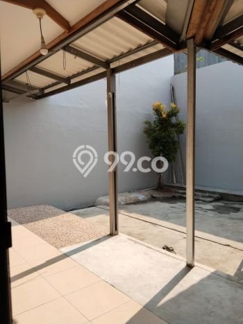 Rumah Luas Asri 3 KT Siap Huni di Serpong Villa Melati Mas Tangerang Selatan Rumah Luas Asri 3 KT Siap Huni di Serpong Villa Melati Mas Tangerang Selatan