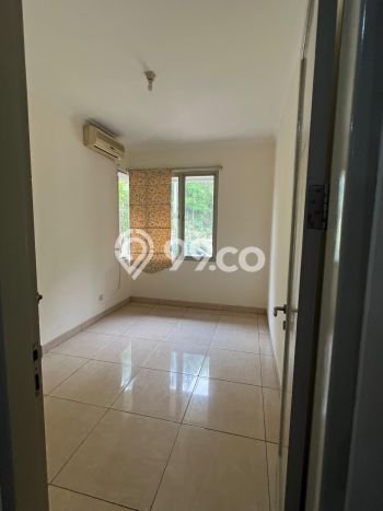 Rumah Luxury Modern Tanpa Renovasi di BSD City Tangerang Rumah Luxury Modern Tanpa Renovasi di BSD City Tangerang