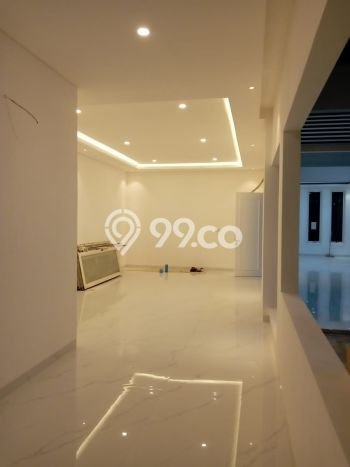 Rumah Mewah LB 450m2 Siap Pakai Desain Elegan di Alam Sutera, Tangerang Rumah Mewah LB 450m2 Siap Pakai Desain Elegan di Alam Sutera, Tangerang