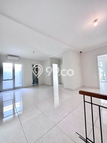 Rumah Luxury Modern Siap Huni di BSD De Park Tangerang Rumah Luxury Modern Siap Huni di BSD De Park Tangerang