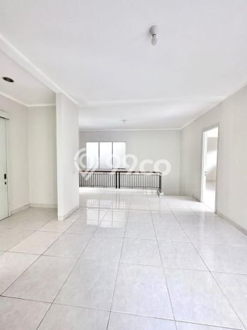 Rumah Luxury Modern Siap Huni di BSD De Park Tangerang Rumah Luxury Modern Siap Huni di BSD De Park Tangerang