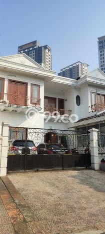Jual Rumah Mewah Elegan Dengan View Eksklusif di Gading Serpong Pondok Hijau Golf, Tangerang Jual Rumah Mewah Elegan Dengan View Eksklusif di Gading Serpong Pondok Hijau Golf, Tangerang