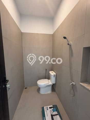 Rumah Luxury Modern Tanpa Renovasi di Alam Sutera Tangerang Rumah Luxury Modern Tanpa Renovasi di Alam Sutera Tangerang