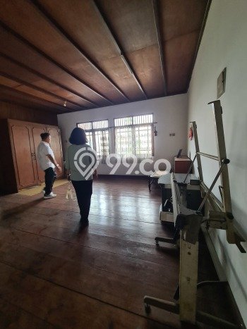 Rumah Mewah LB 290m2 Siap Pakai Desain Elegan di BSD Giri Loka, Tangerang Rumah Mewah LB 290m2 Siap Pakai Desain Elegan di BSD Giri Loka, Tangerang