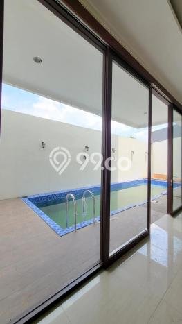 For Sale Rumah Mewah Exclusive di Pondok Aren, Tangerang Selatan For Sale Rumah Mewah Exclusive di Pondok Aren, Tangerang Selatan