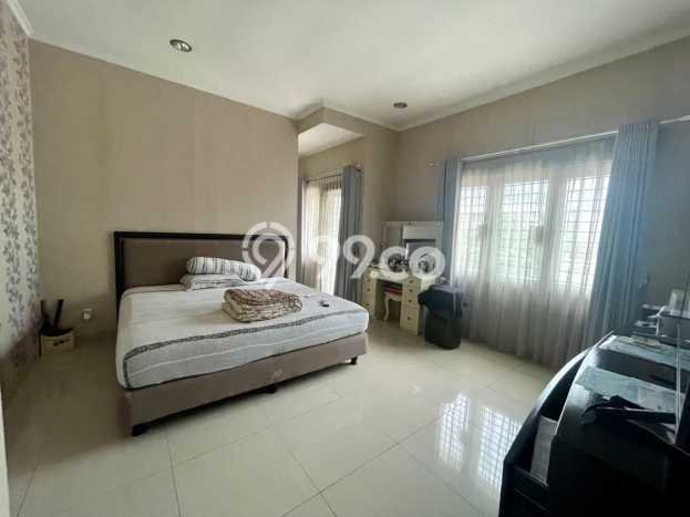 Rumah Luxury Modern Tanpa Renovasi di BSD Puspita Loka Tangerang Rumah Luxury Modern Tanpa Renovasi di BSD Puspita Loka Tangerang