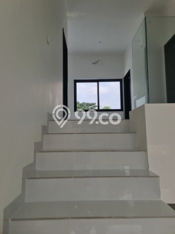 Ready to Use! Premium House LT 375m2 Desain Modern di BSD Puspita Loka Ready to Use! Premium House LT 375m2 Desain Modern di BSD Puspita Loka