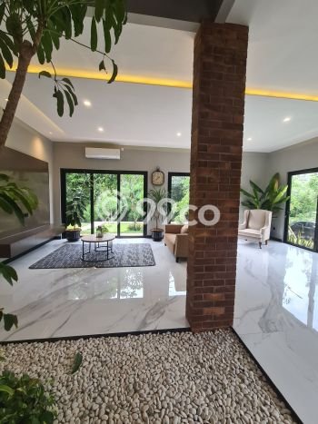 Hunian Mewah LB 350m2 Siap Huni Desain Elegan di BSD Delatinos, Tangerang Hunian Mewah LB 350m2 Siap Huni Desain Elegan di BSD Delatinos, Tangerang