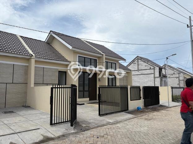 Dijual Rumah Siap Huni di Waru Sidoarjo Harga Rp 407 Juta LT 72m2 Dijual Rumah Siap Huni di Waru Sidoarjo Harga Rp 407 Juta LT 72m2