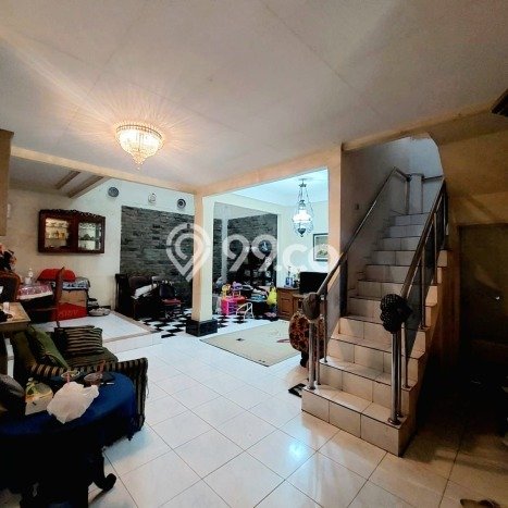 Rumah Luxury Modern Tanpa Renovasi di Pondok Kopi Jakarta Timur Rumah Luxury Modern Tanpa Renovasi di Pondok Kopi Jakarta Timur