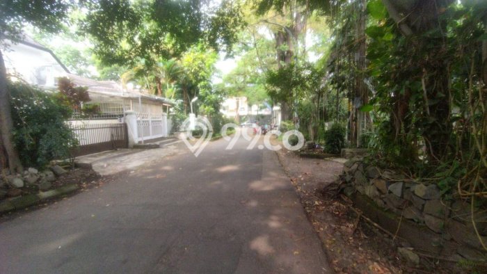 Hunian Mewah LB 350m2 Siap Pakai Desain Elegan di Cipaganti, Bandung Hunian Mewah LB 350m2 Siap Pakai Desain Elegan di Cipaganti, Bandung